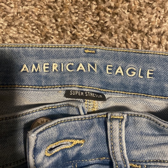 American Eagle super stretchy jeans - Picture 2 of 3